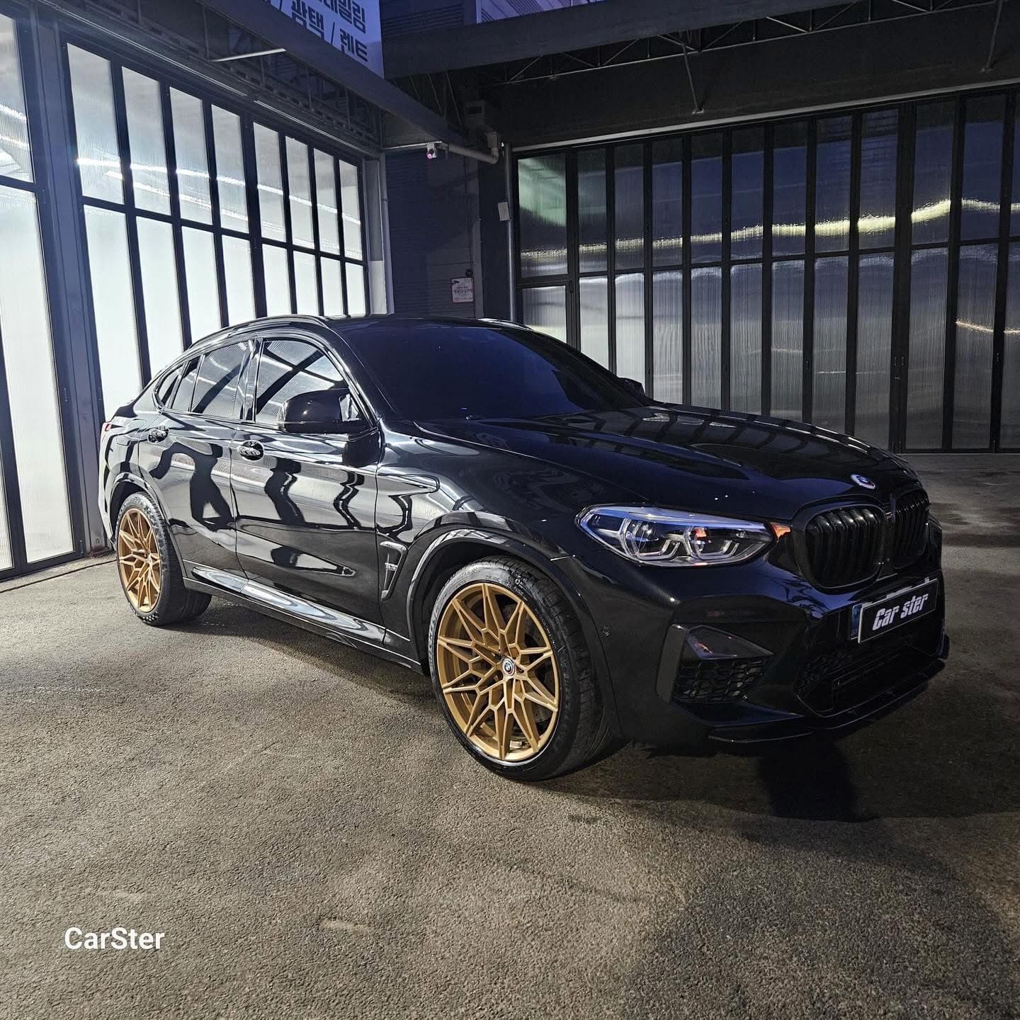 BMW X4M 사고수리+다크골드 휠도색